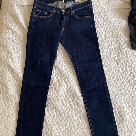 Rag and Bone Capri jeans. Size 28. - Picture 3 of 3